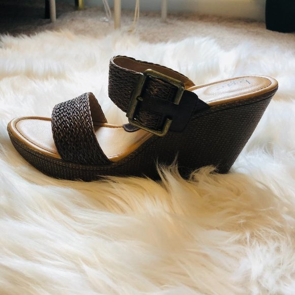 BOC Born Concept Brown Woven Wedge Sandals - Picture 4 of 10